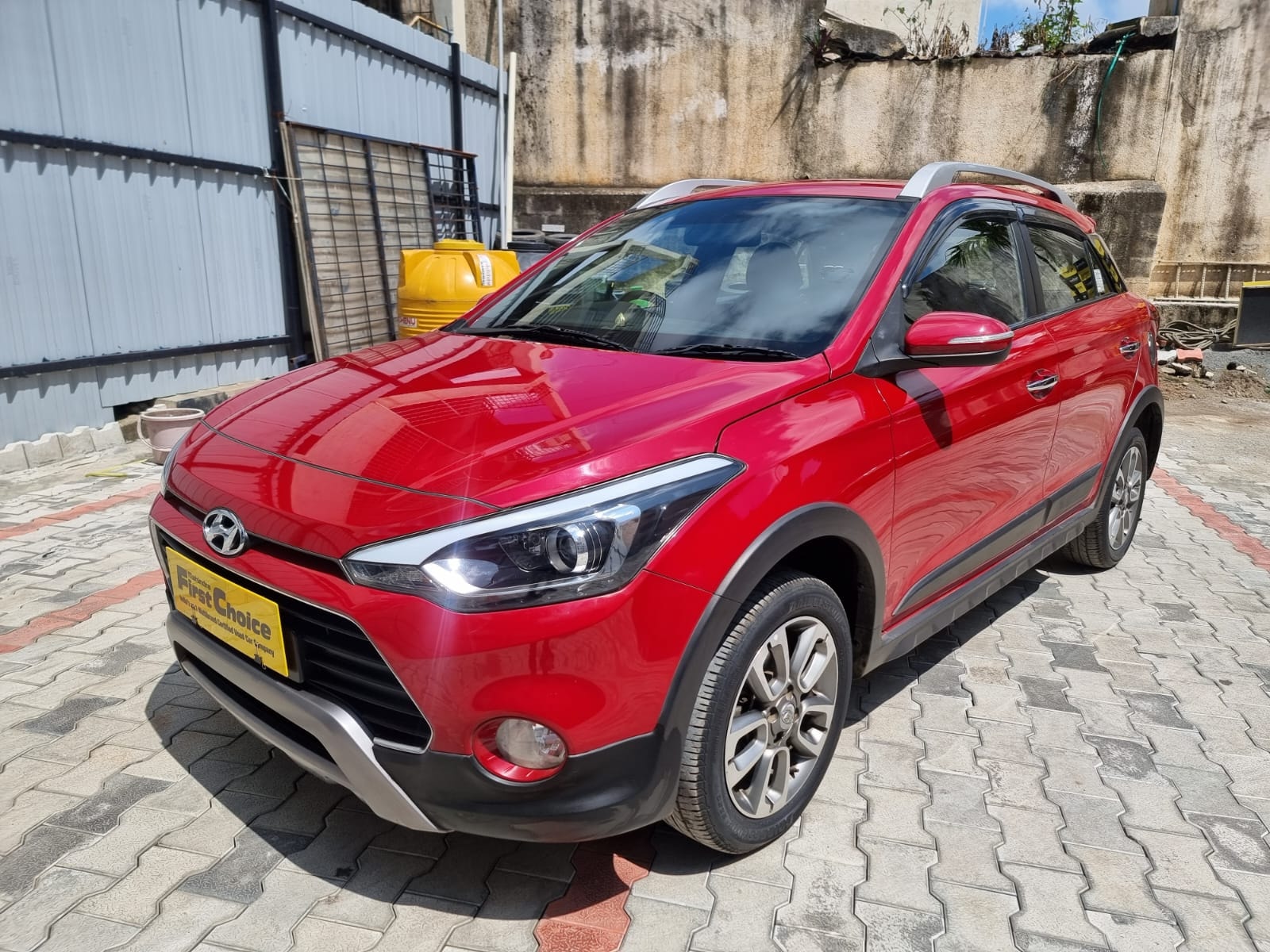 i20 Active image 1 i20 Active image 1