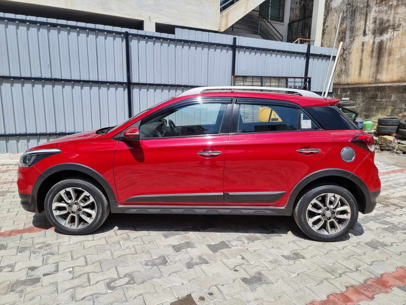 i20 Active image 4 i20 Active image 4