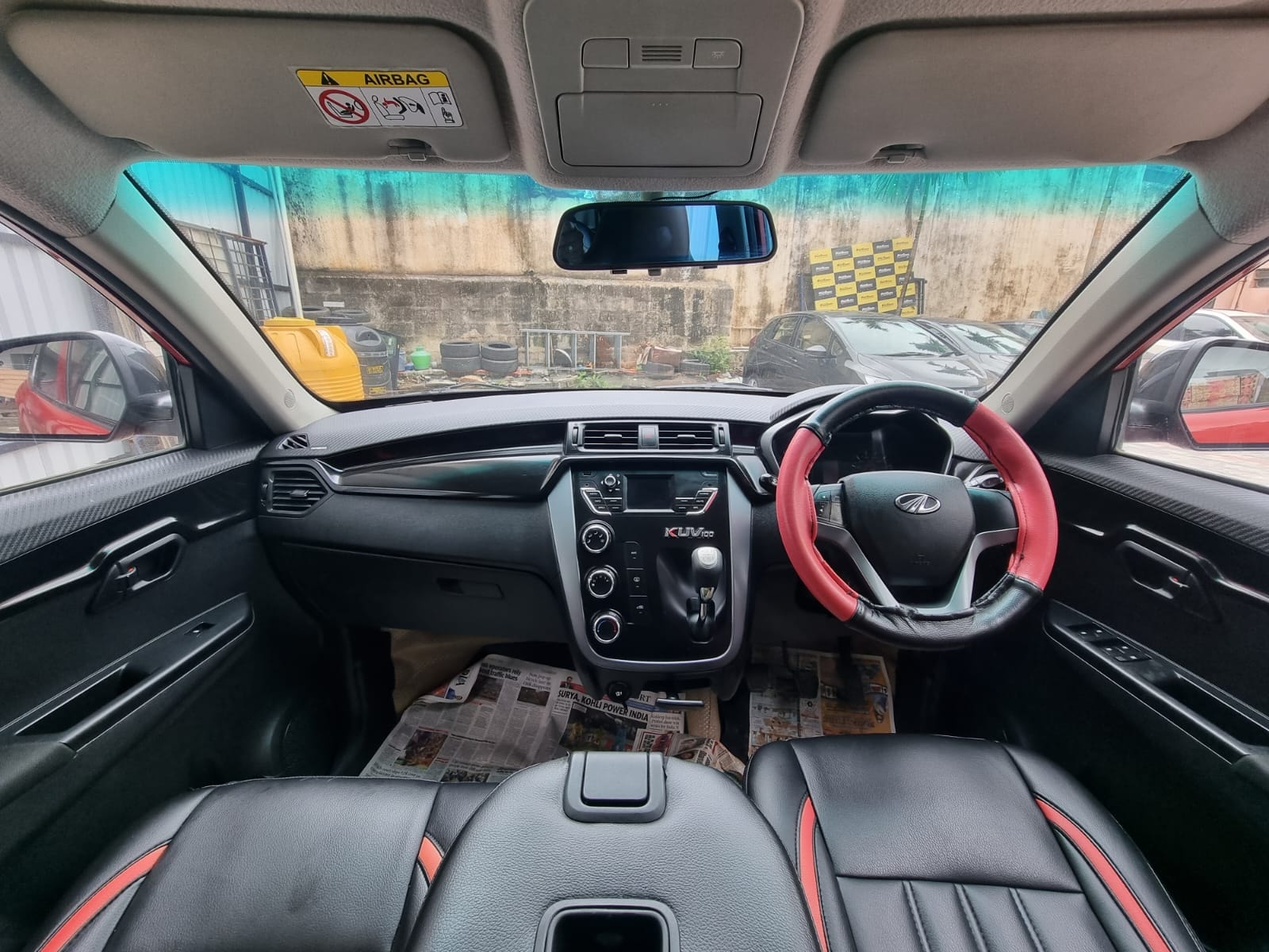 KUV100 image 13 KUV100 image 13