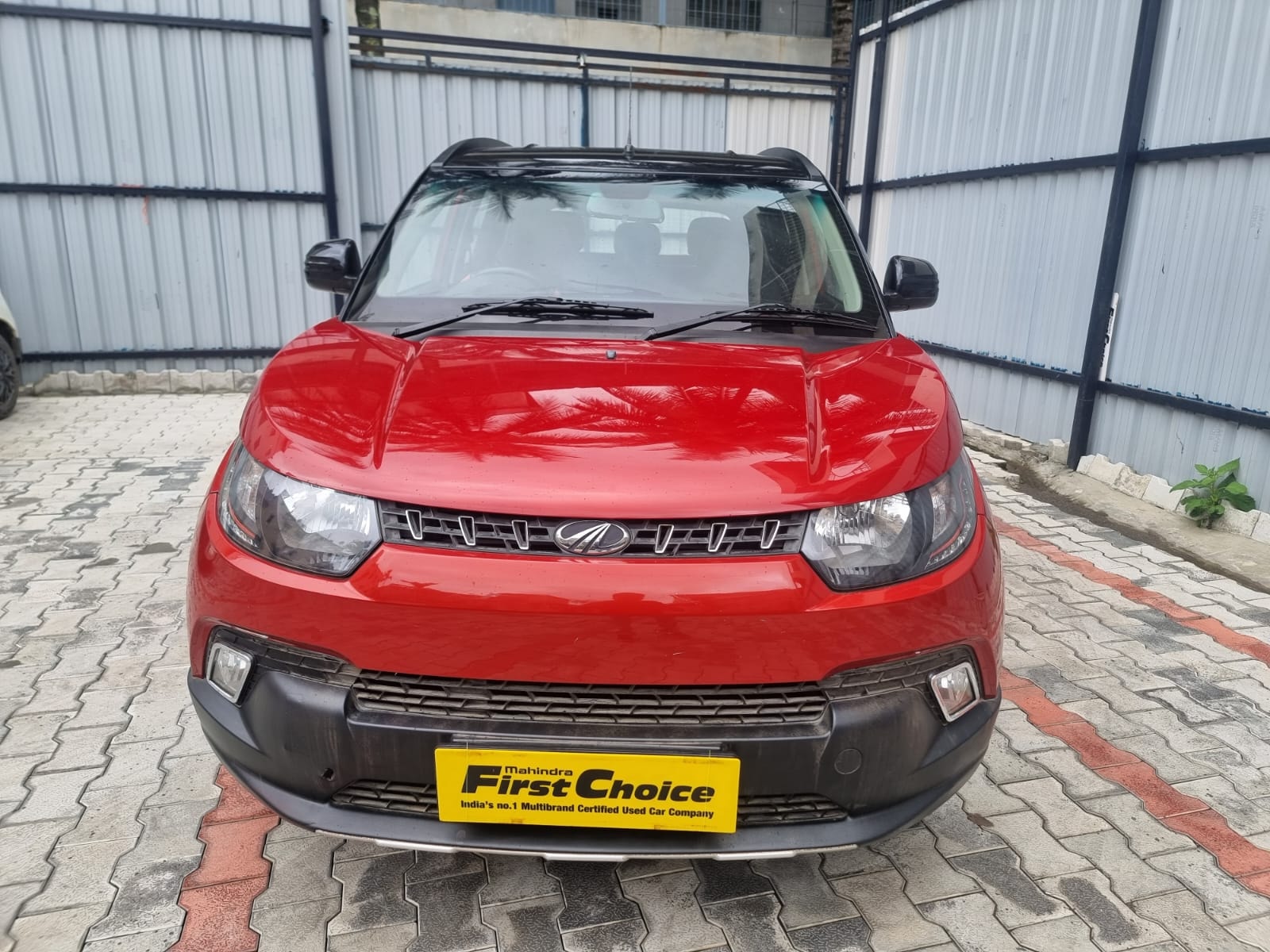 KUV100 image 3 KUV100 image 3