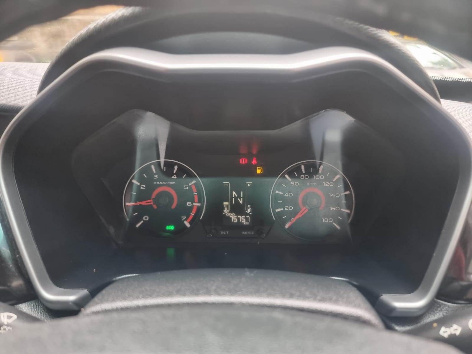 KUV100 image 16 KUV100 image 16