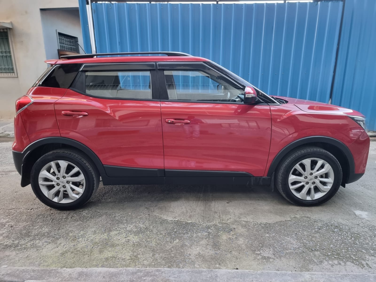 XUV300 image 6 XUV300 image 6