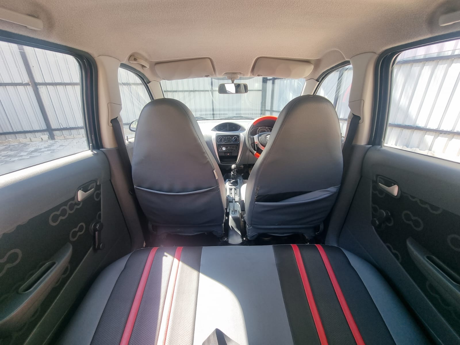 Alto 800 image 14 Alto 800 image 14