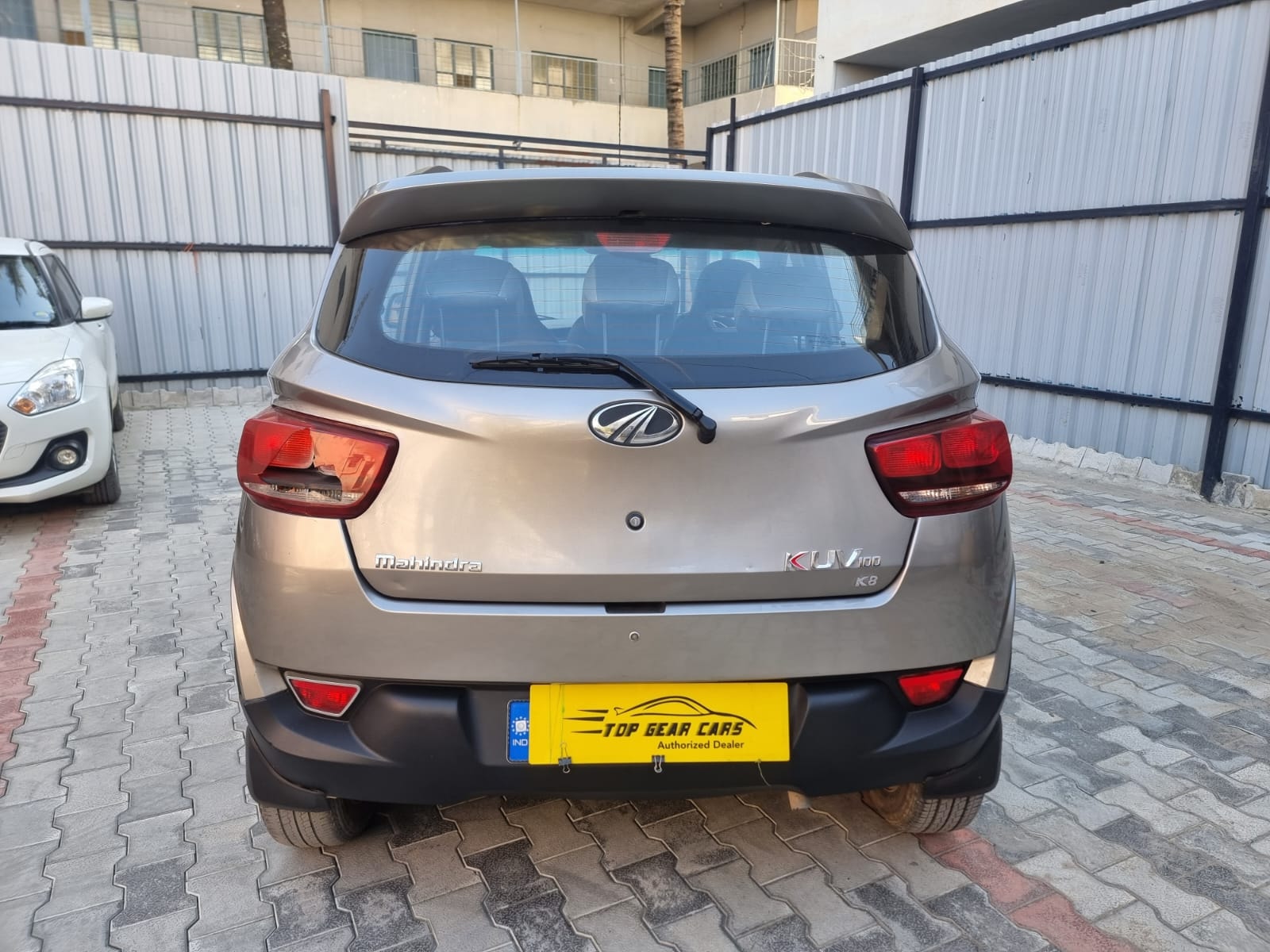 KUV100 image 7 KUV100 image 7