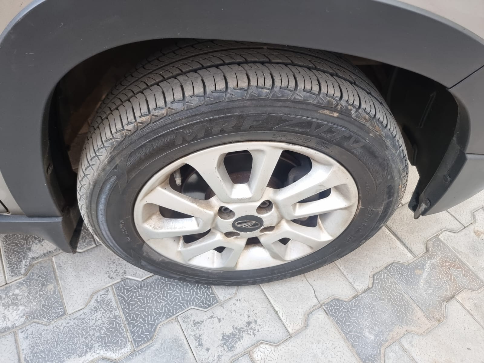 KUV100 image 10 KUV100 image 10