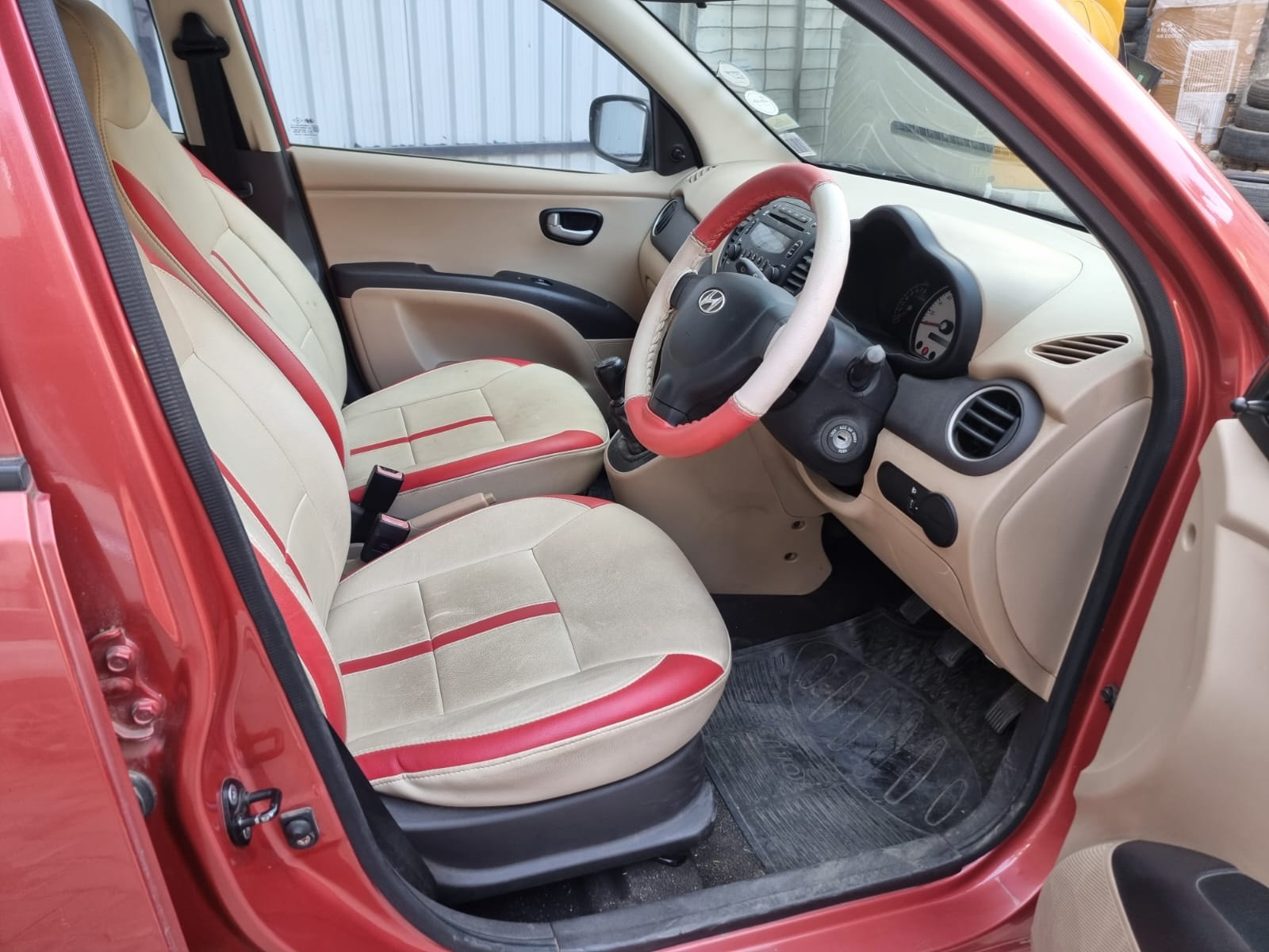 i10 image 13 i10 image 13