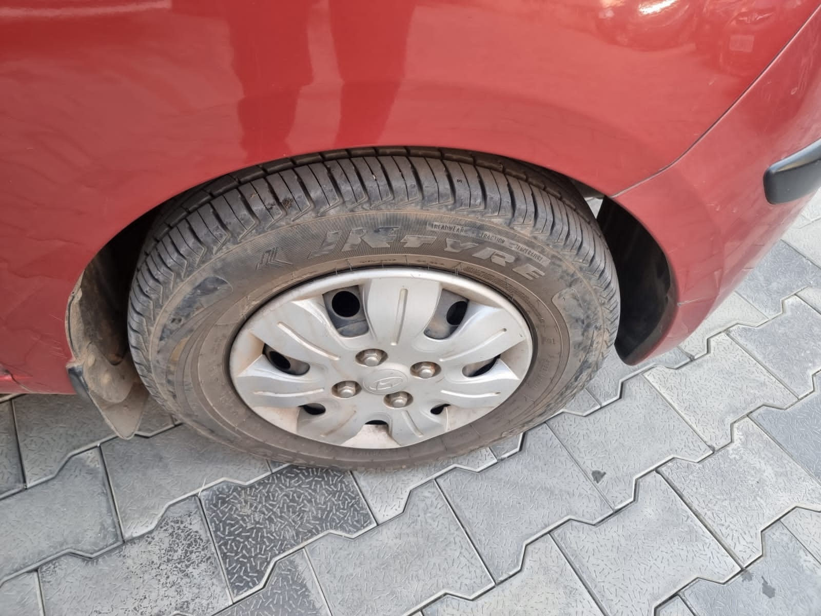 i10 image 9 i10 image 9