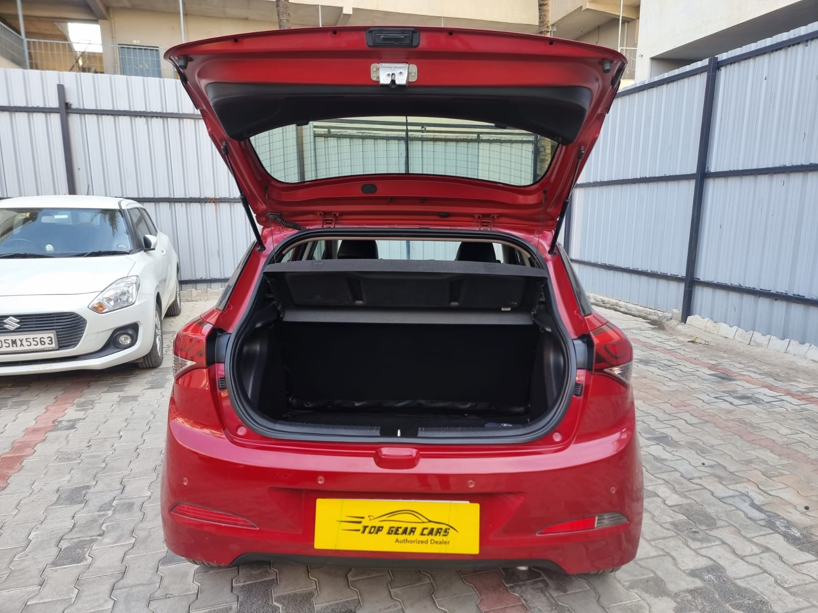 Elite i20 image 10 Elite i20 image 10