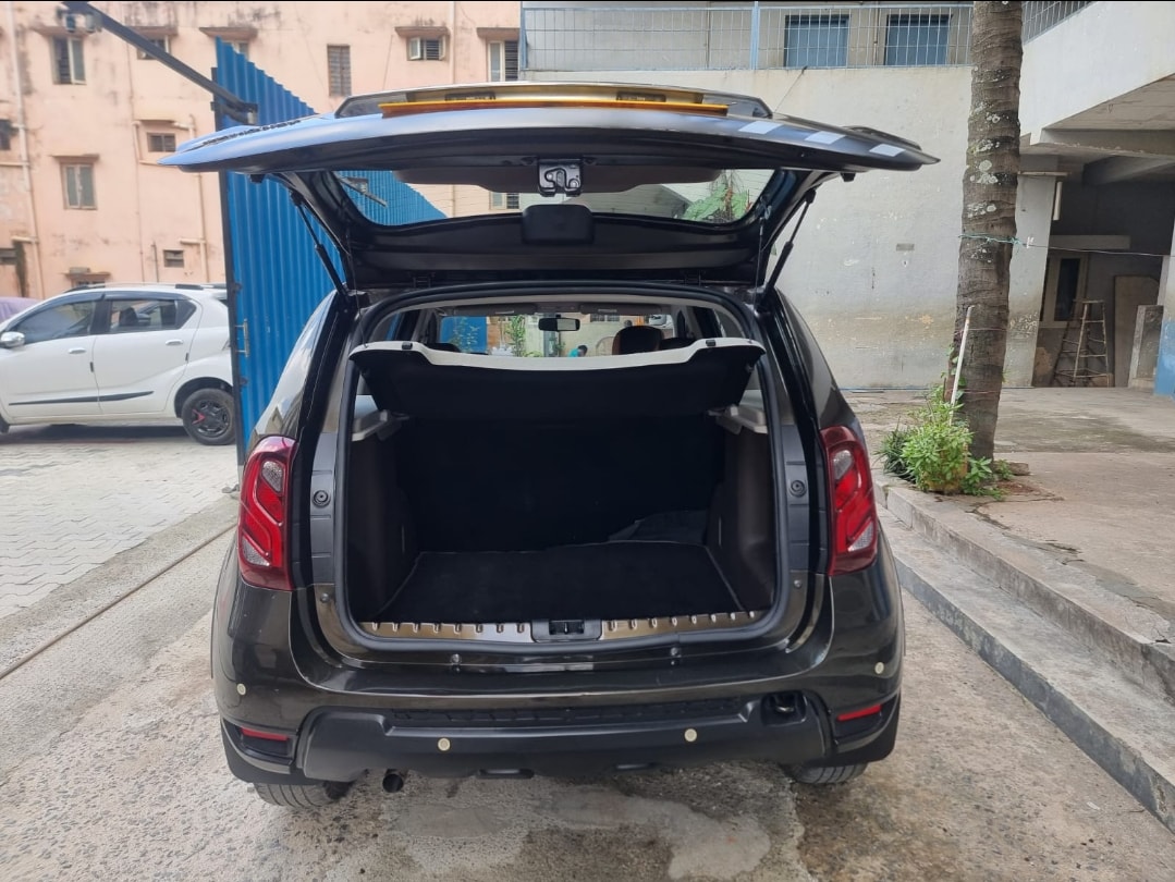 Duster image 10 Duster image 10