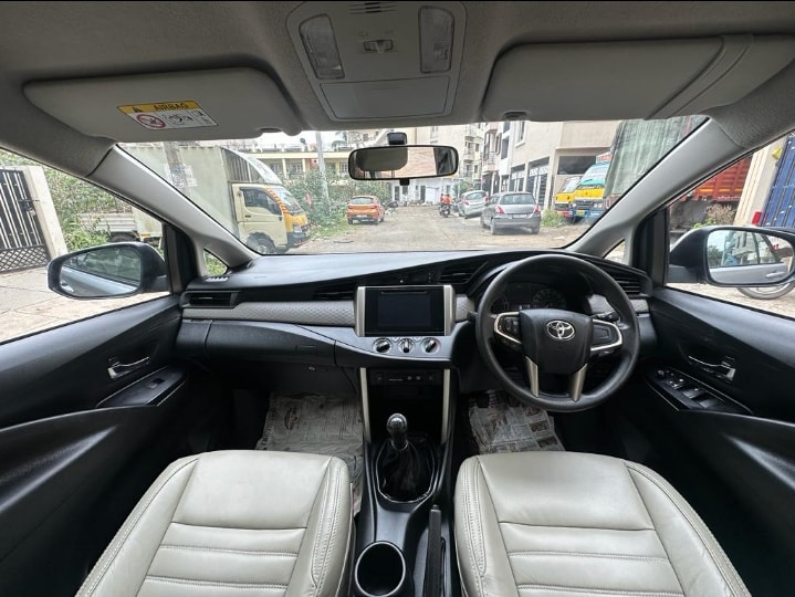 Innova Crysta image 16 Innova Crysta image 16