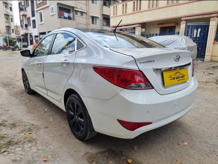 Verna image 3 Verna image 3