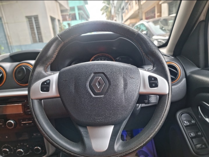 Duster image 13 Duster image 13