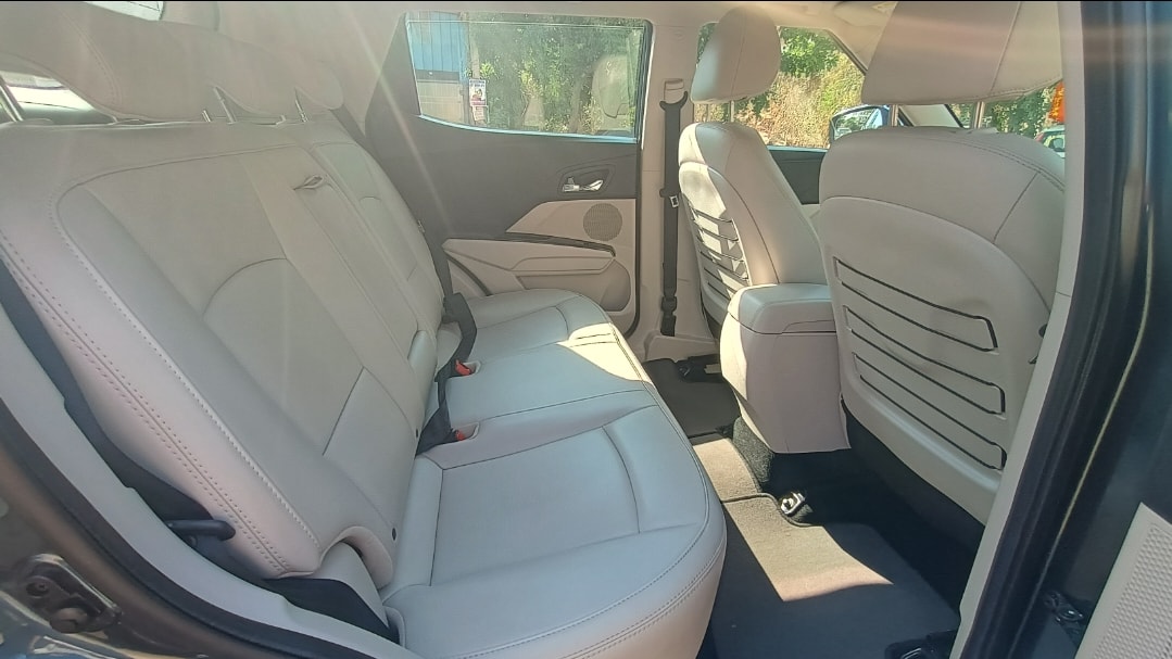 XUV300 image 17 XUV300 image 17