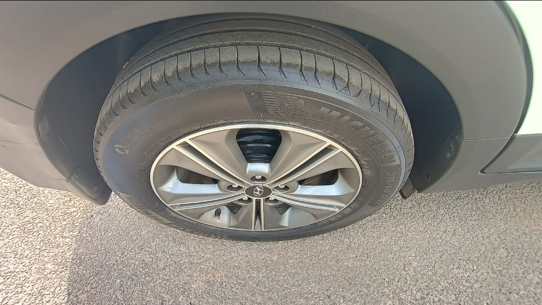 Creta image 9 Creta image 9