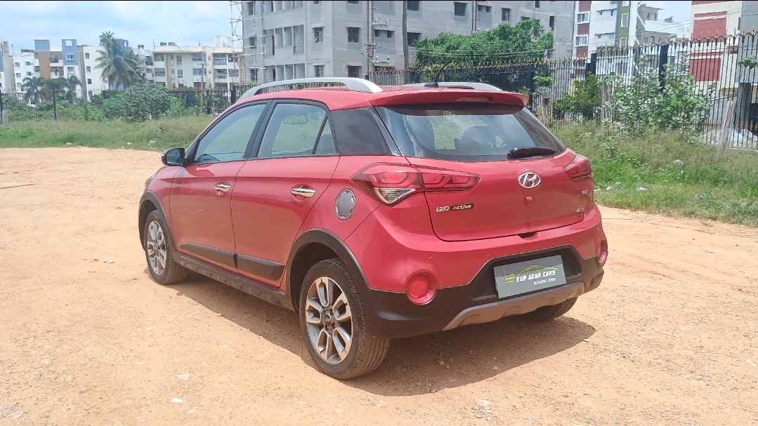 i20 Active image 3 i20 Active image 3