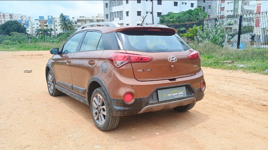 i20 Active image 3 i20 Active image 3