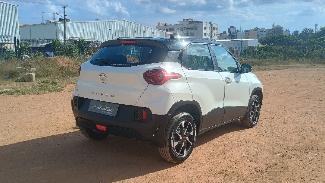 Punch image 5 Punch image 5