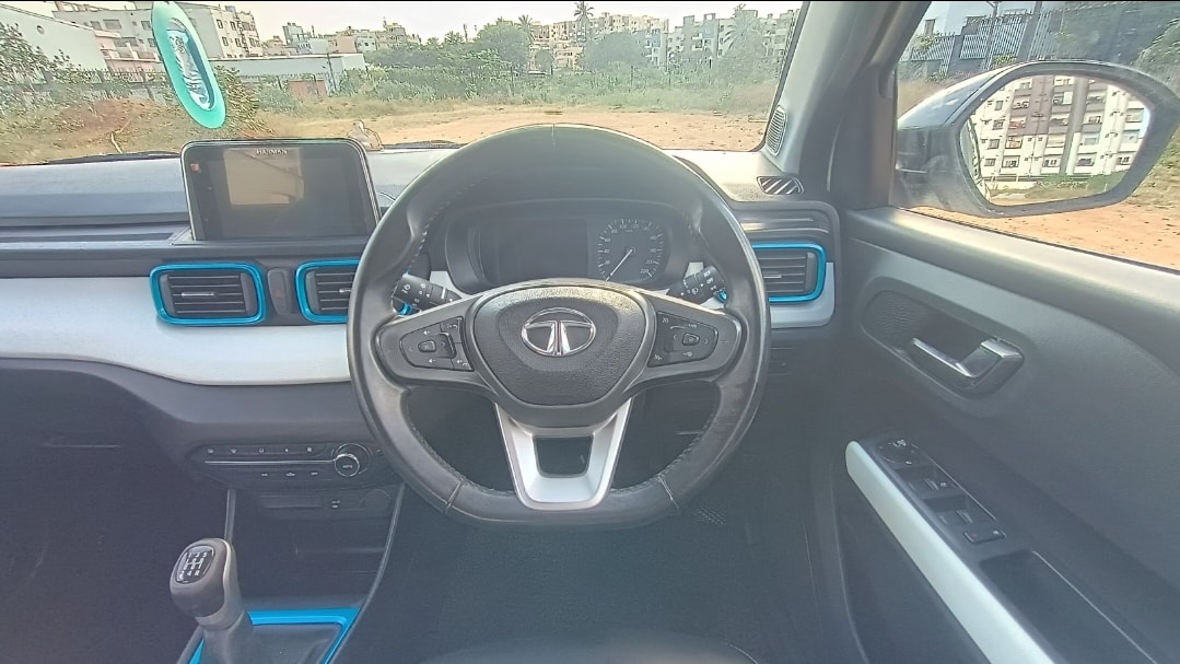 Punch image 13 Punch image 13