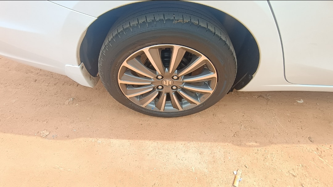 Ciaz image 9 Ciaz image 9