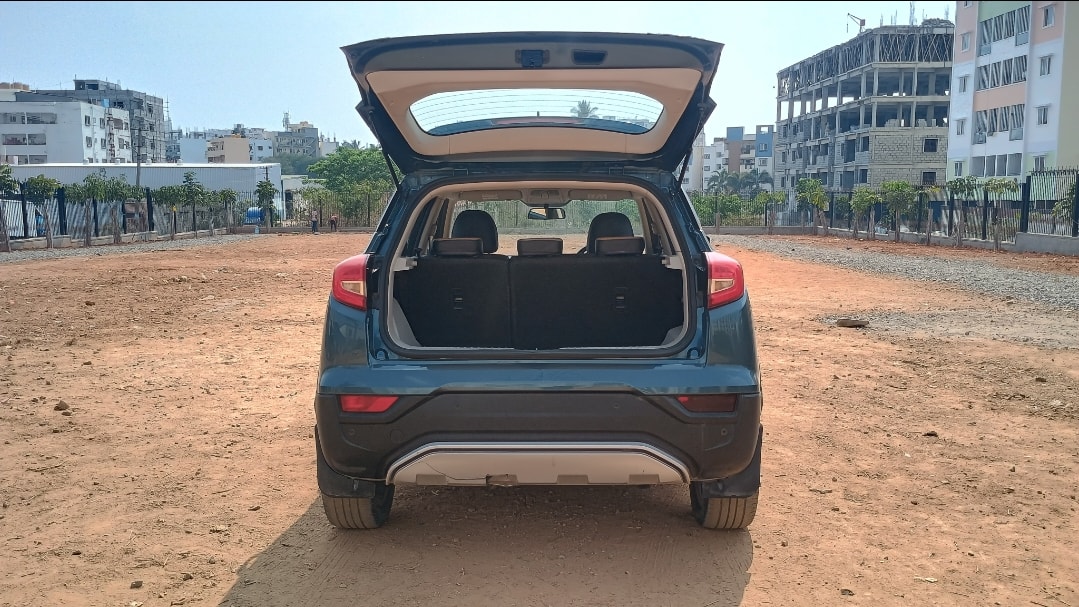 Used 2020 Mahindra XUV300 Used 2020 Mahindra XUV300