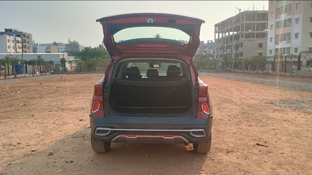 Seltos image 10 Seltos image 10