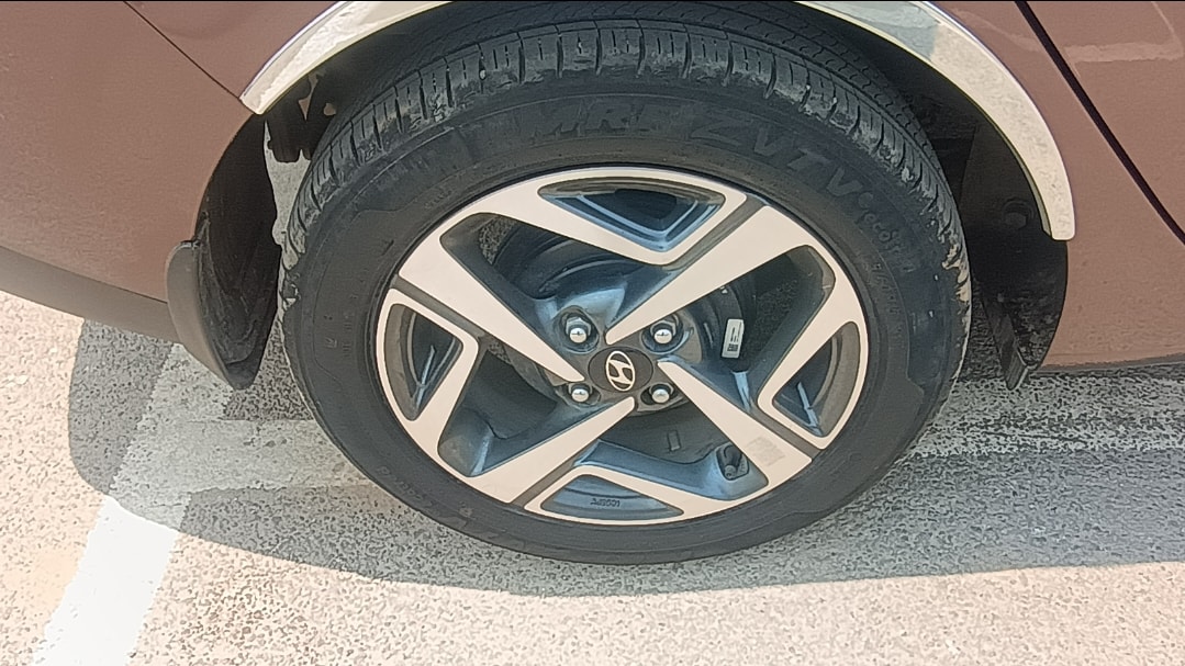 Aura image 14 Aura image 14