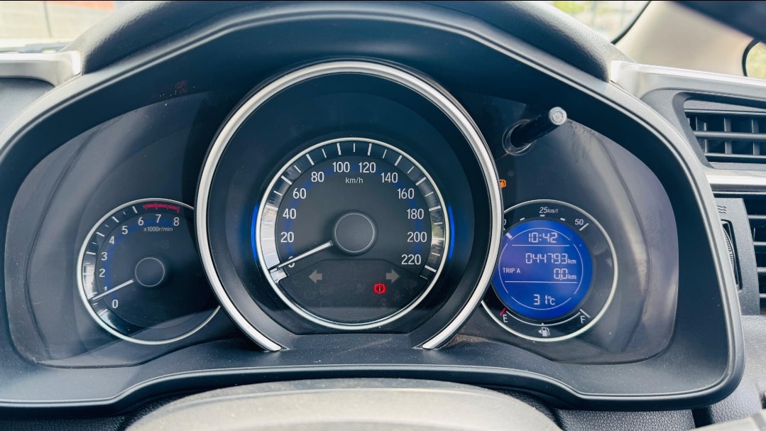 WR-V image 11 WR-V image 11