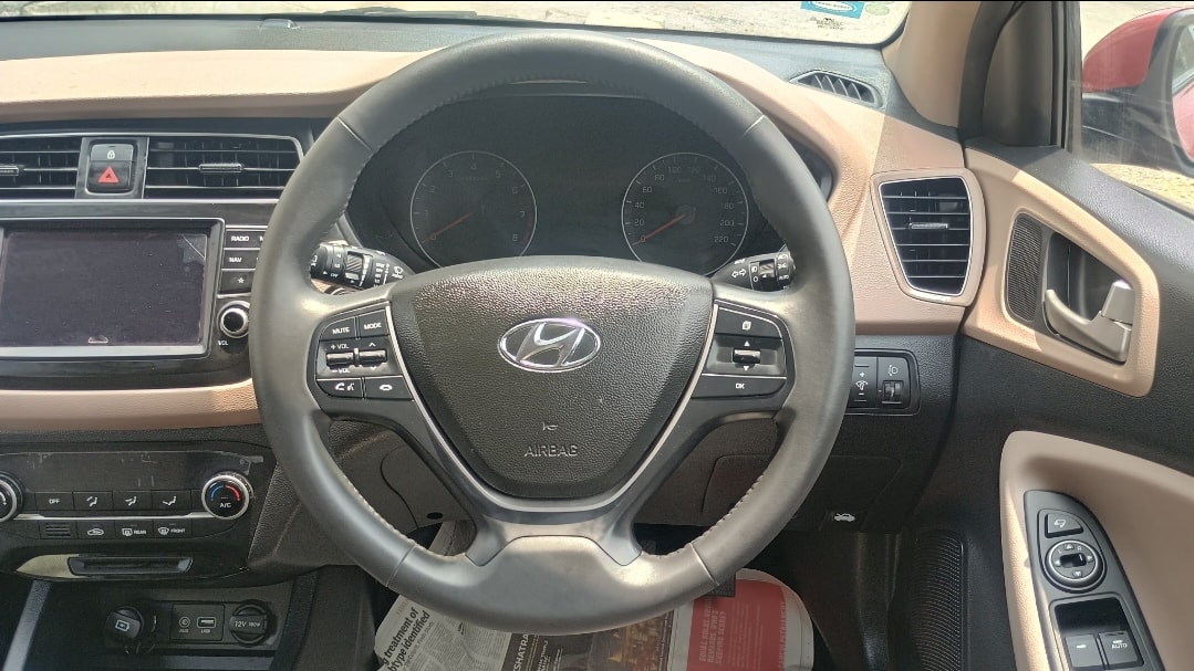 Elite i20 image 13 Elite i20 image 13