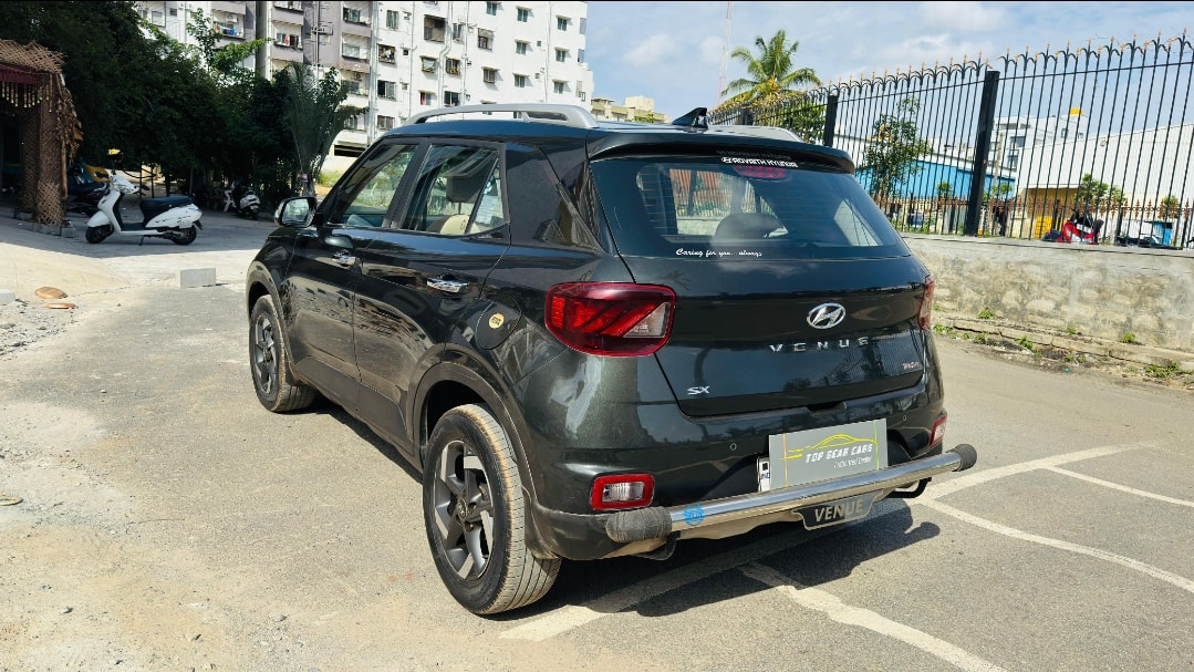 Used 2020 Hyundai Venue Used 2020 Hyundai Venue