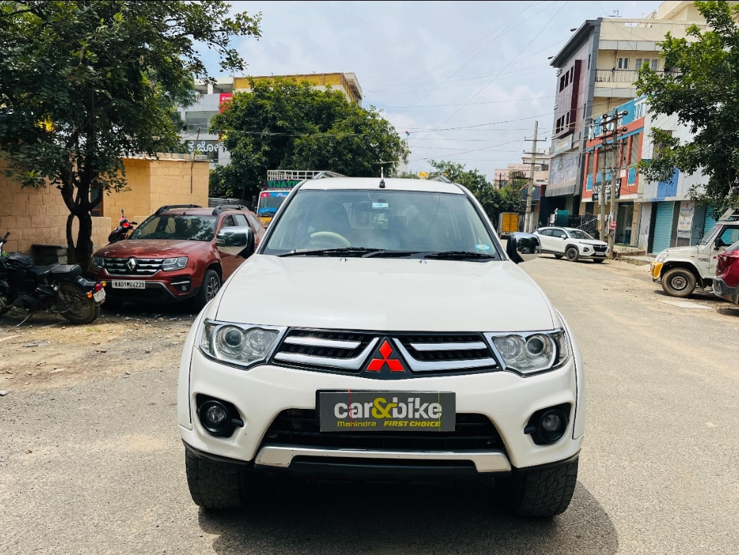 Pajero Sport image 8 Pajero Sport image 8