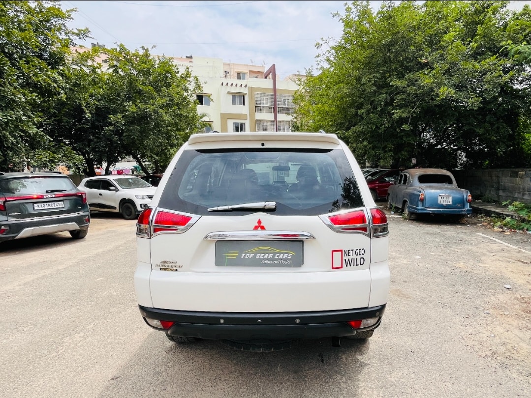 Pajero Sport image 4 Pajero Sport image 4