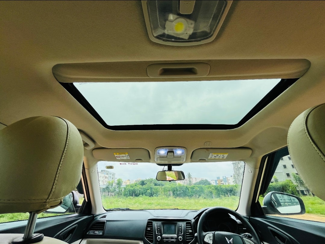 XUV300 image 17 XUV300 image 17