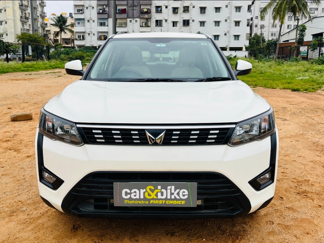 Used 2023 Mahindra XUV300 Used 2023 Mahindra XUV300