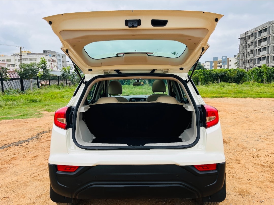 XUV300 image 10 XUV300 image 10