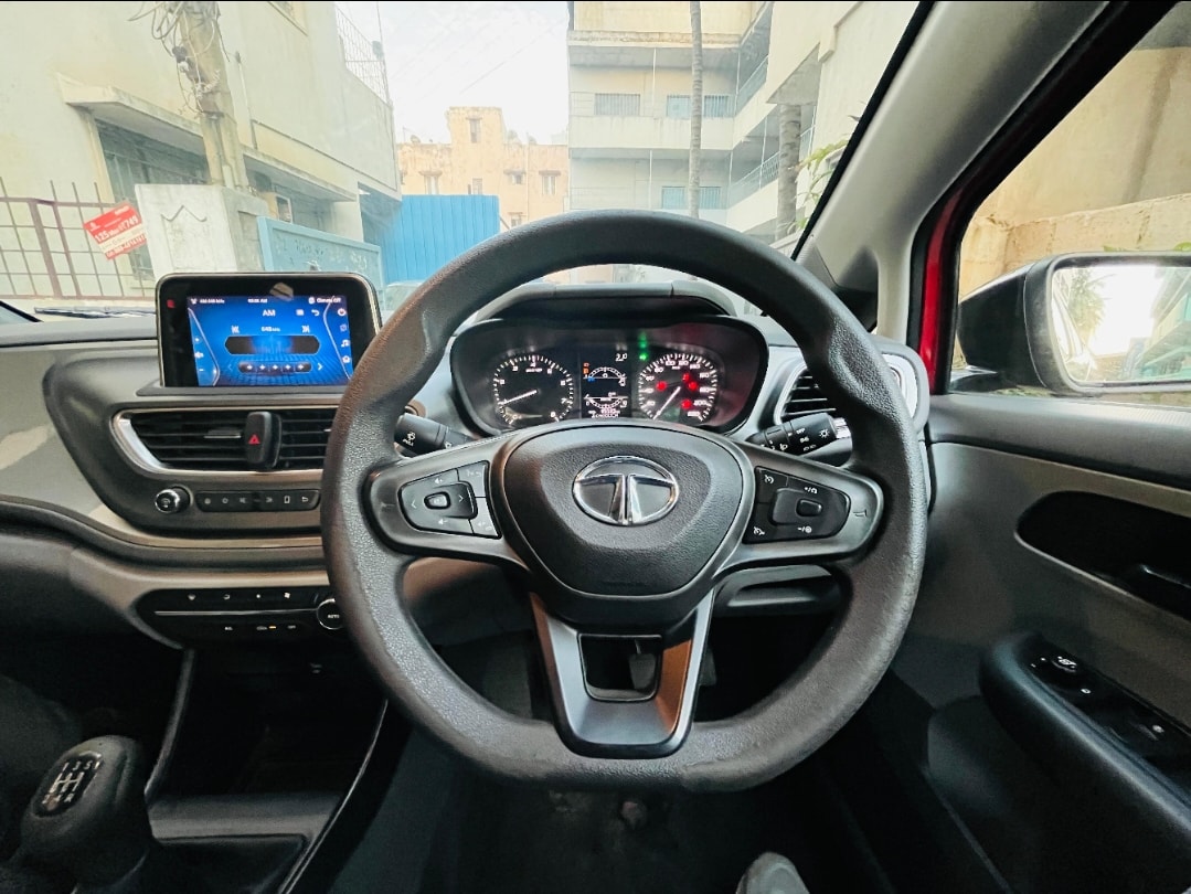 Used 2020 Tata Altroz Used 2020 Tata Altroz