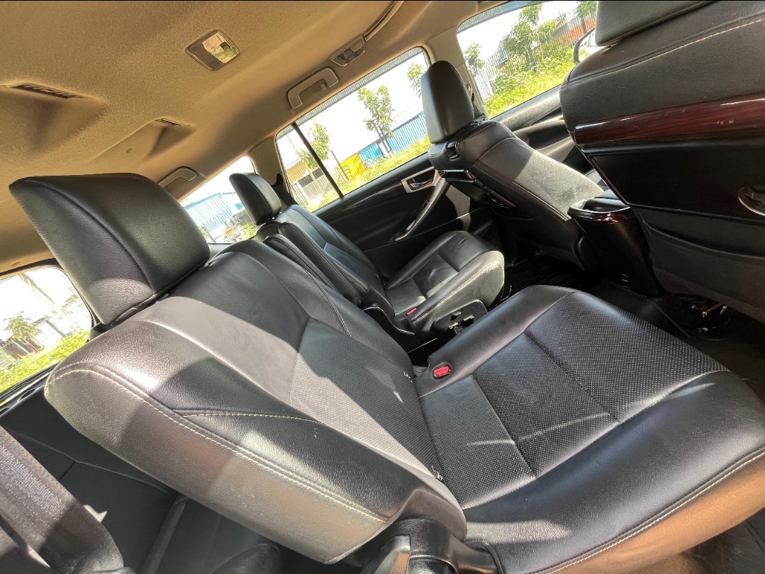 Used 2021 Toyota Innova Crysta Used 2021 Toyota Innova Crysta