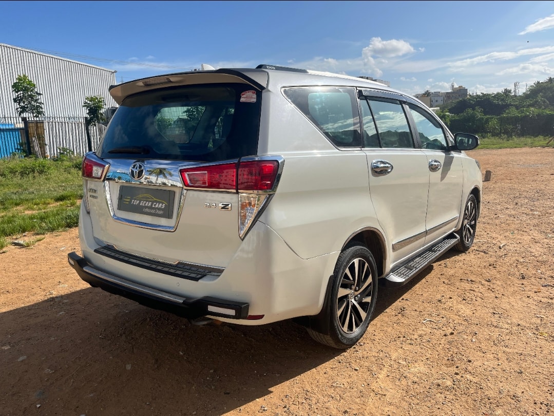 Used 2021 Toyota Innova Crysta Used 2021 Toyota Innova Crysta