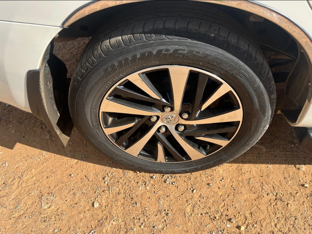 Used 2021 Toyota Innova Crysta Used 2021 Toyota Innova Crysta