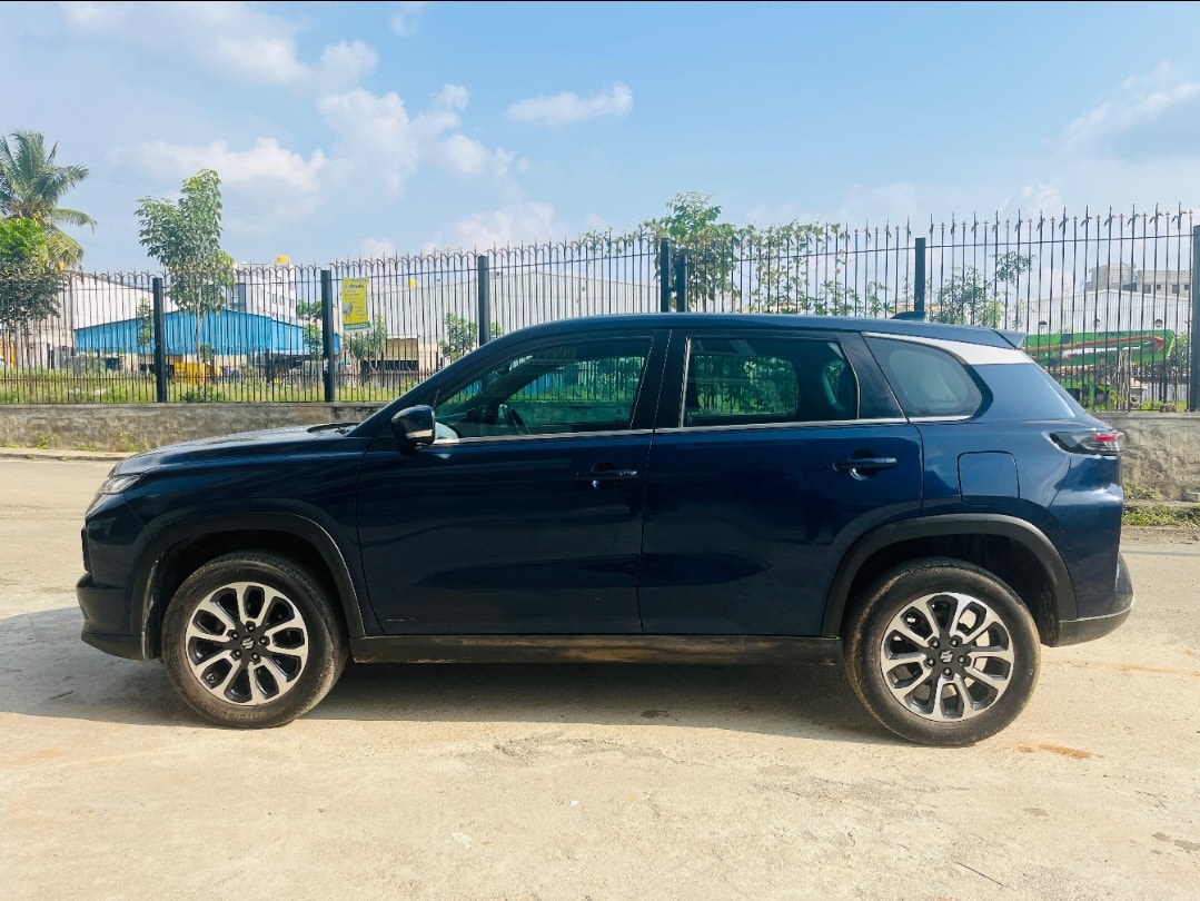 Grand Vitara image 2 Grand Vitara image 2