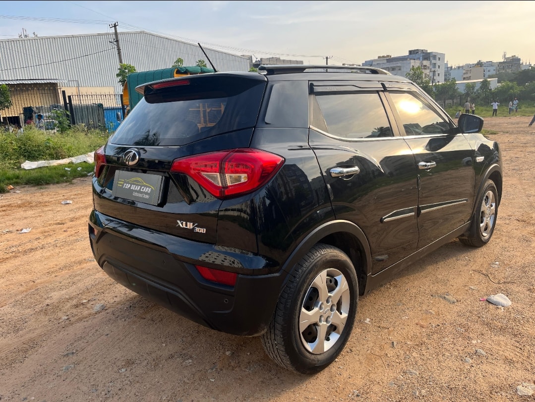 XUV300 image 5 XUV300 image 5
