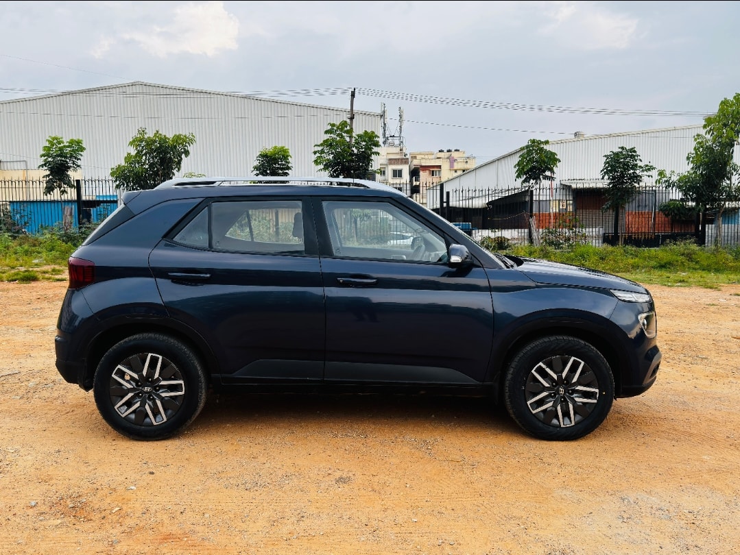 Used 2022 Hyundai Venue Used 2022 Hyundai Venue