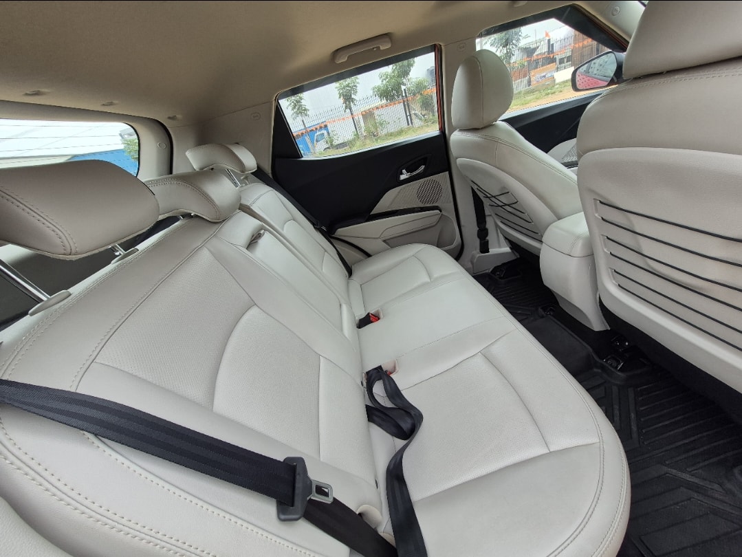 Used 2022 Mahindra XUV300 Used 2022 Mahindra XUV300