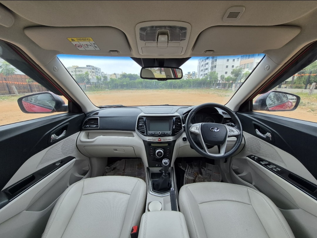 Used 2022 Mahindra XUV300 Used 2022 Mahindra XUV300