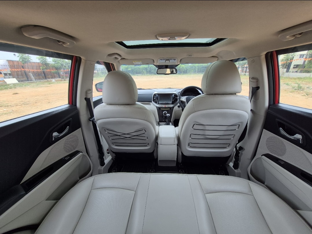 Used 2022 Mahindra XUV300 Used 2022 Mahindra XUV300