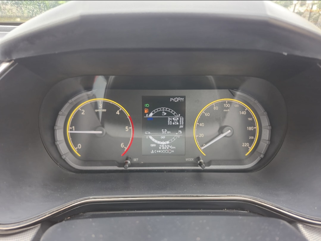 Used 2023 Tata Safari Used 2023 Tata Safari