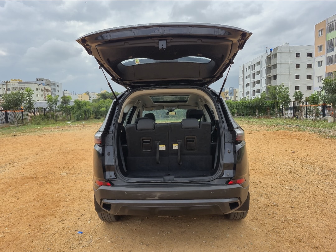 Used 2023 Tata Safari Used 2023 Tata Safari