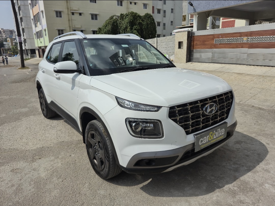 Used 2021 Hyundai Venue Used 2021 Hyundai Venue