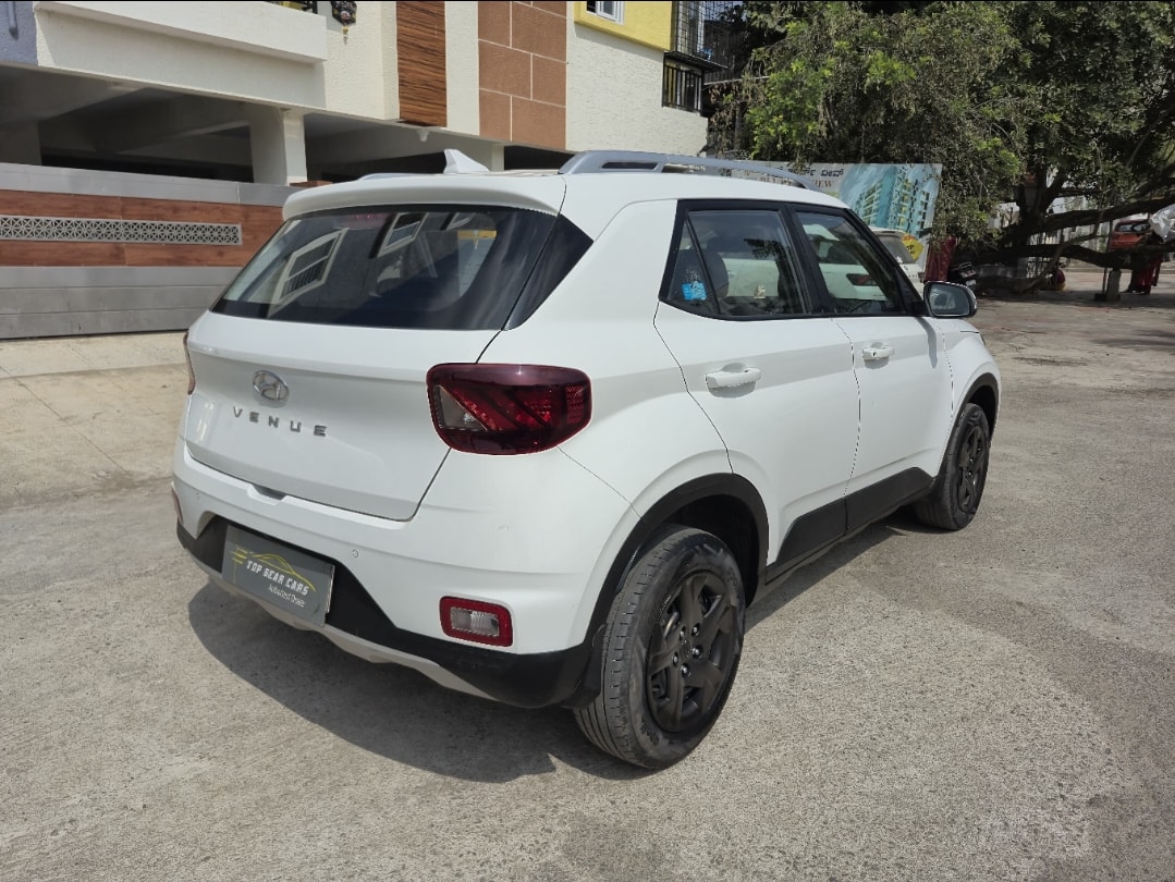 Used 2021 Hyundai Venue Used 2021 Hyundai Venue