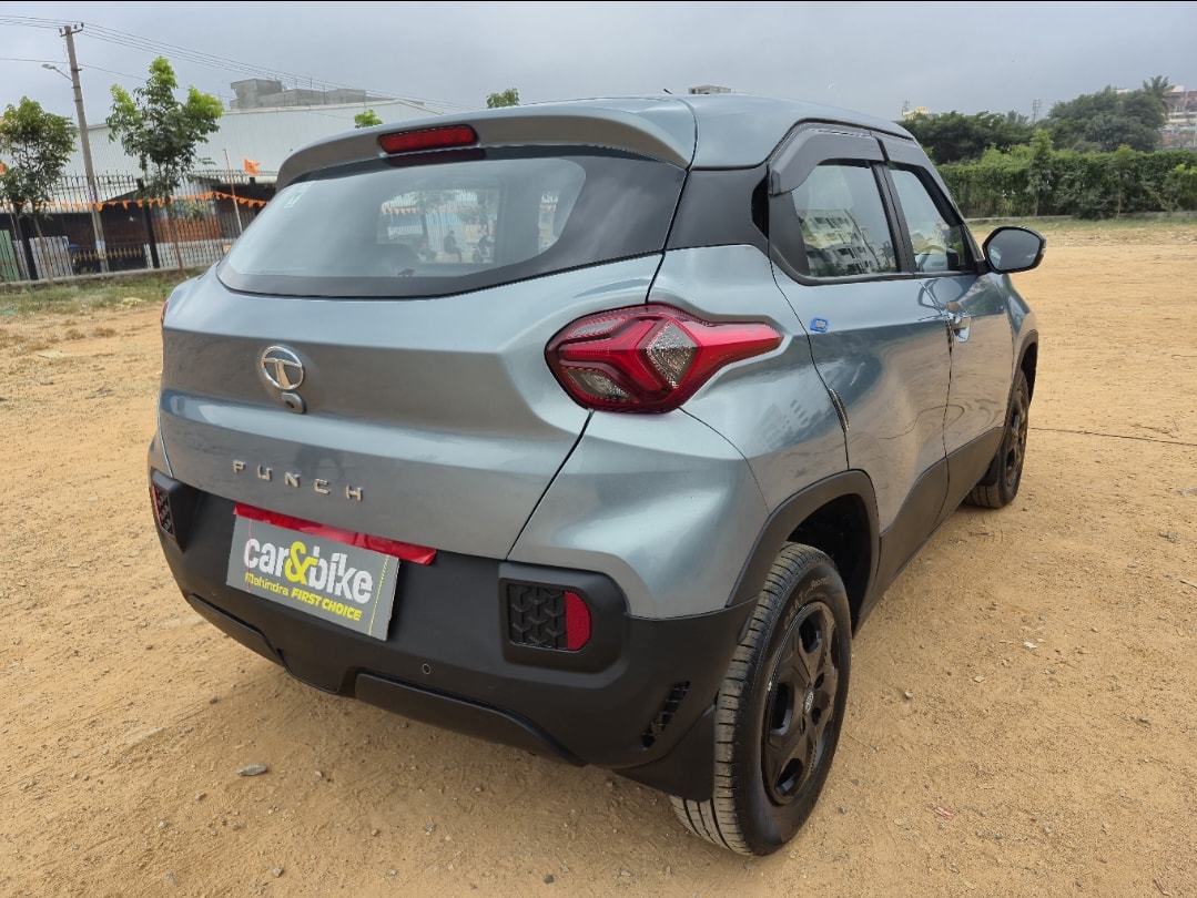 Punch image 5 Punch image 5