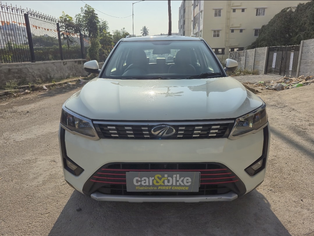 XUV300 image 8 XUV300 image 8